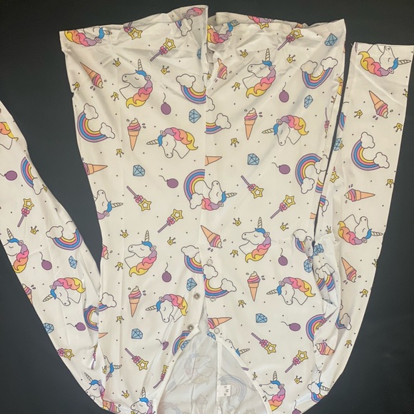 Rainbow and Unicorns - Picture 2 of 2